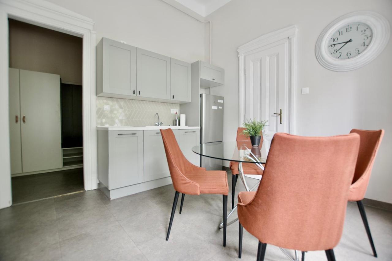 Standard Apartment By Hi5 - Kecskemeti Street Suite Budapeste Exterior foto